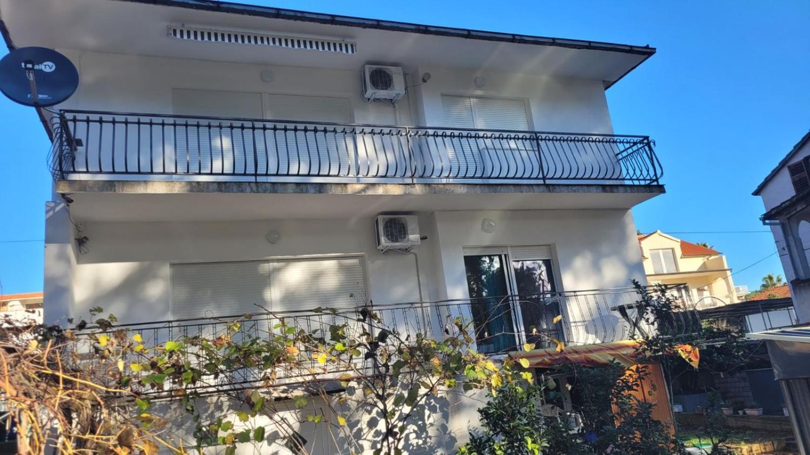 Dinka'S Apartment Stari Grad  Eksteriør bilde